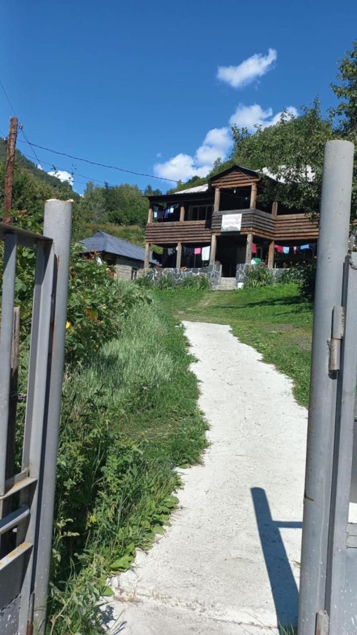 Bezengi Guest House Lalkhori Kültér fotó